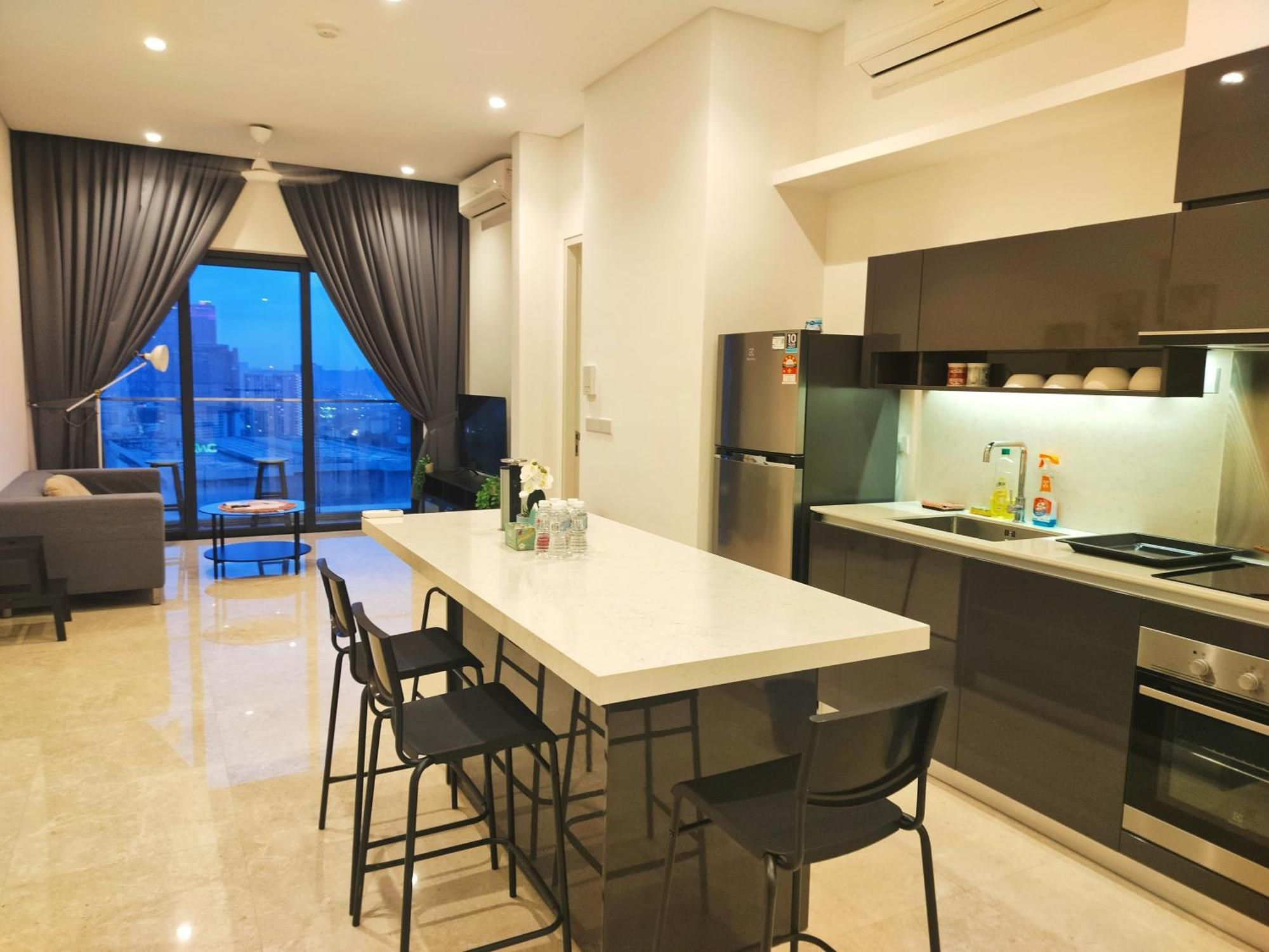 Lucentia Residence Has An Amazing Pool 吉隆坡 外观 照片